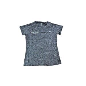 Rabbit Women’s EZ Tee Size Medium Running Shirt Fleet Feet Traverse City V-Neck